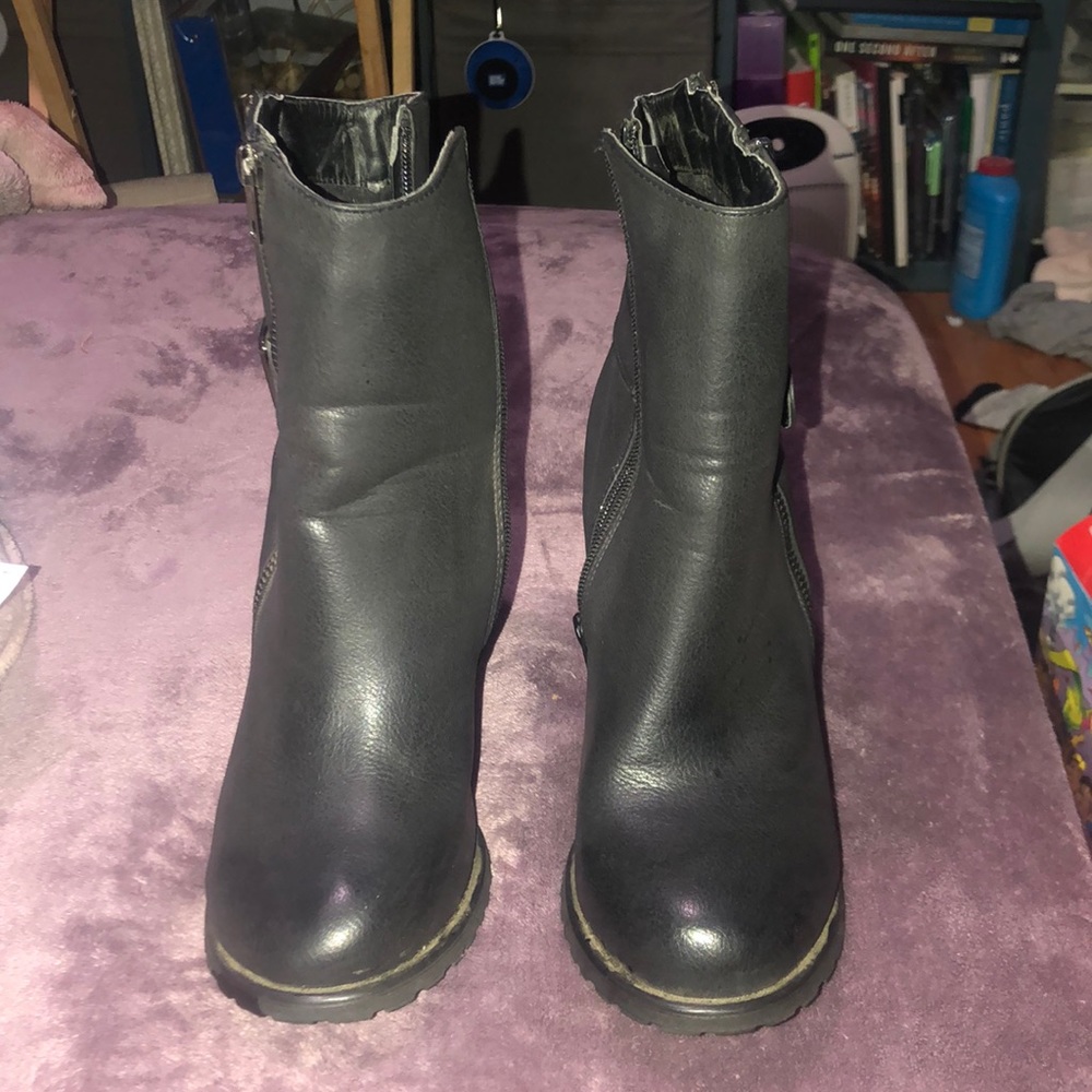 Black boots